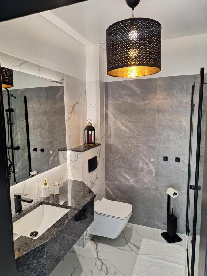 غدينيا Apartport Nowoczesne Apartamenty المظهر الخارجي الصورة