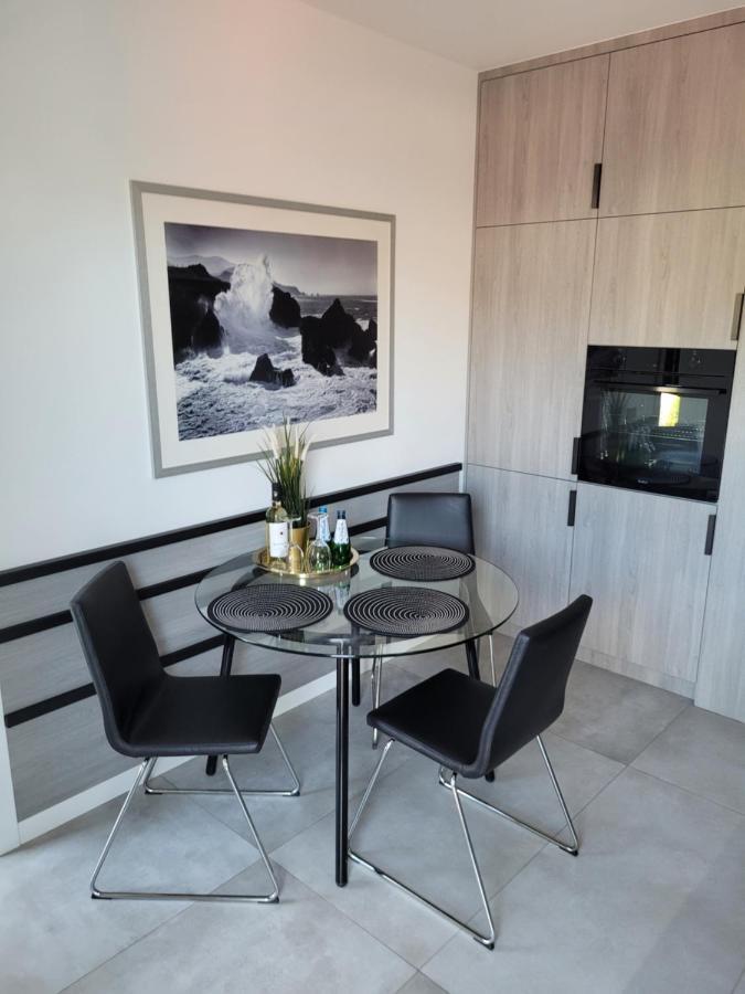غدينيا Apartport Nowoczesne Apartamenty المظهر الخارجي الصورة