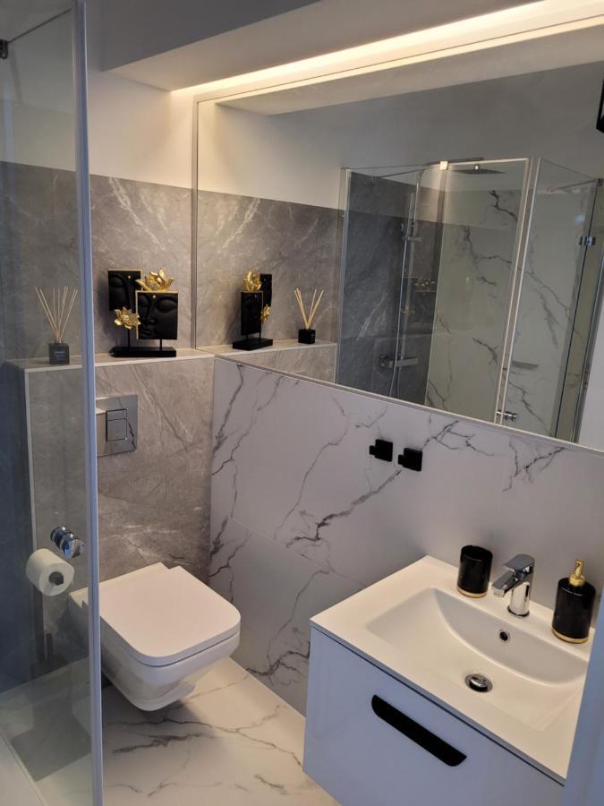غدينيا Apartport Nowoczesne Apartamenty المظهر الخارجي الصورة
